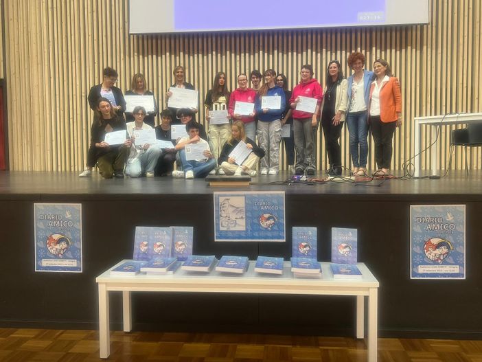 Ad Omegna la presentazione del Diario Amico FOTO Ad Omegna la presentazione del Diario Amico FOTO