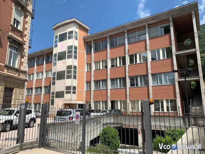 Il dottor Paolo Cova cessa l'attività di medico di famiglia Il dottor Paolo Cova cessa l'attività di medico di famiglia