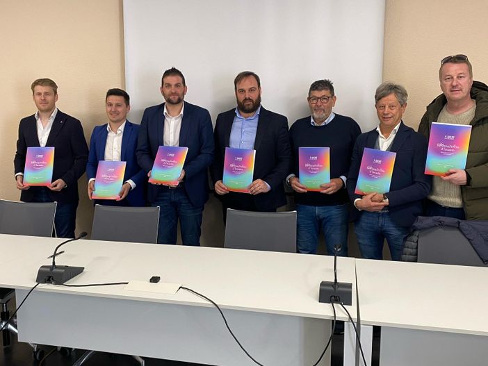 Lo spettacolo raddoppia: arriva "Baveno e Feriolo d'incanto" Lo spettacolo raddoppia: arriva "Baveno e Feriolo d'incanto"