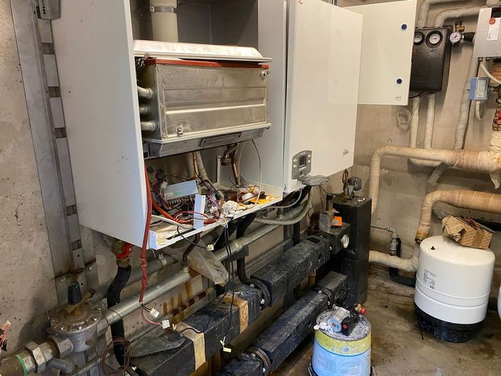 "Non lasciamo nessuno al freddo, ma la morosità nella palazzina di Casale è di oltre 23 mila euro" "Non lasciamo nessuno al freddo, ma la morosità nella palazzina di Casale è di oltre 23 mila euro"