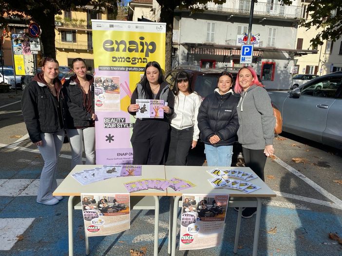 Enaip Omegna riapre il suo salone per una giornata di beneficenza a favore delle famiglie in difficoltà Enaip Omegna riapre il suo salone per una giornata di beneficenza a favore delle famiglie in difficoltà