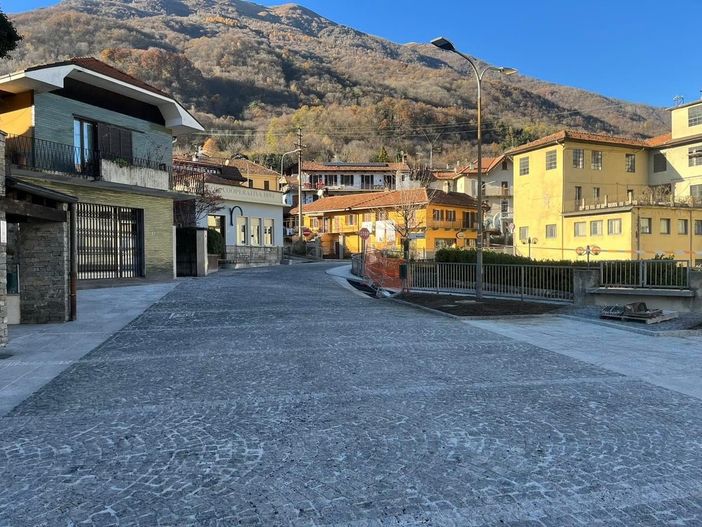 Casale Corte Cerro, entro la fine dell'anno la completa riqualificazione del centro storico Casale Corte Cerro, entro la fine dell'anno la completa riqualificazione del centro storico