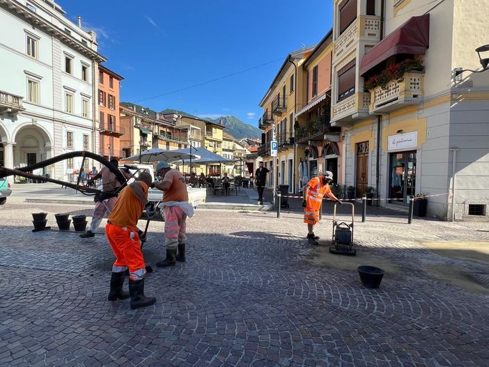 Omegna, avviati i lavori di sistemazione della strada Omegna, avviati i lavori di sistemazione della strada