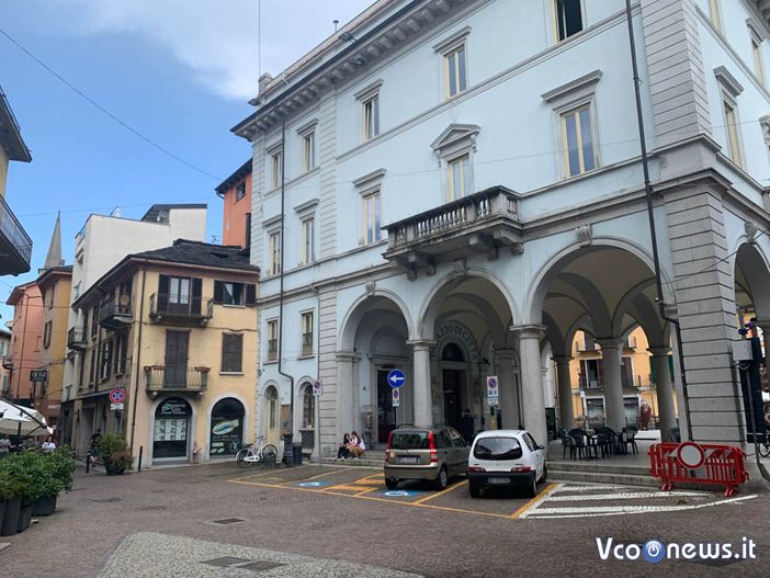 Piazzale Lodi ancora al buio: l'amministrazione annuncia un intervento