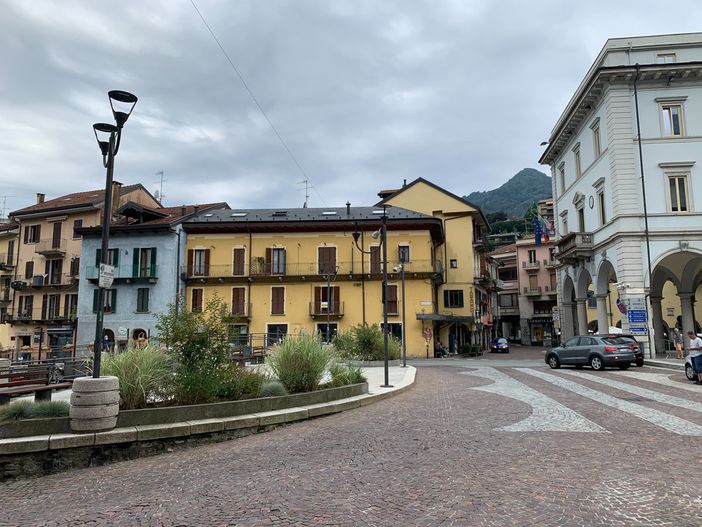 Omegna, street food e polemiche: protestano i ristoratori Omegna, street food e polemiche: protestano i ristoratori