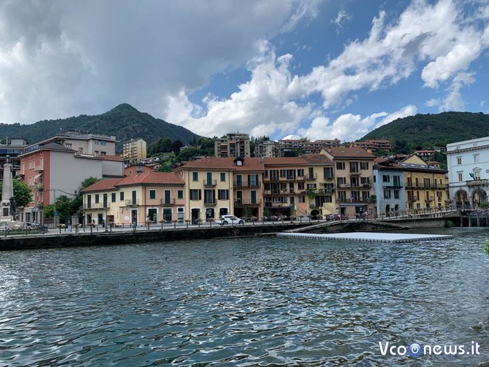 A Omegna polemiche per il contributo del pulmino A Omegna polemiche per il contributo del pulmino