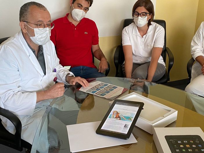 Coq, tablet a disposizione dei pazienti per leggere libri e romanzi Coq, tablet a disposizione dei pazienti per leggere libri e romanzi