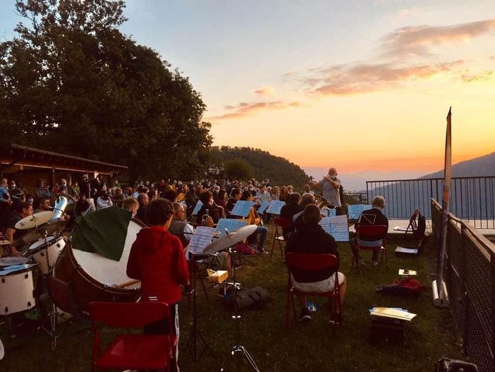 A Quarna torna “Nessun dorma”, il concerto all'alba A Quarna torna “Nessun dorma”, il concerto all'alba
