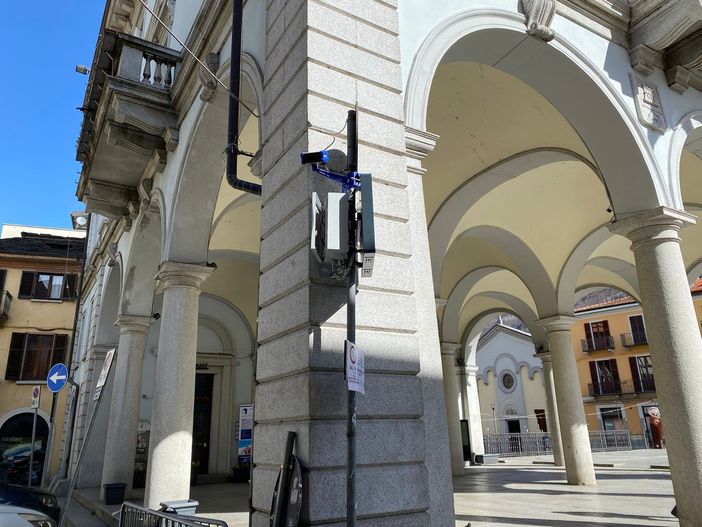 Via alla nuova Zlt nel week end di Pasqua: posizionate telecamere e pannelli Via alla nuova Zlt nel week end di Pasqua: posizionate telecamere e pannelli