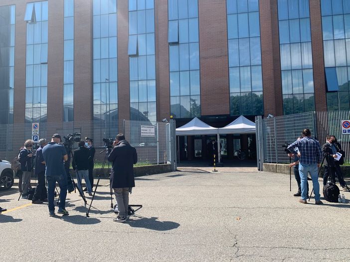 Il presidente del tribunale difende l'operato del gip: "Inaccettabili e preoccupanti minacce" Il presidente del tribunale difende l'operato del gip: "Inaccettabili e preoccupanti minacce"