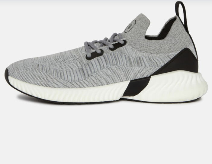 Scarpe: i modelli immancabili nel guardaroba maschile