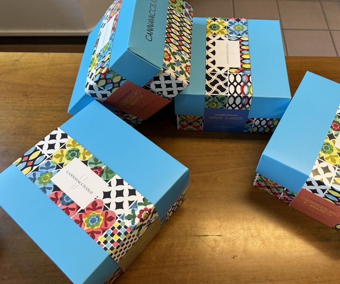 Pasqua solidale: Cannavacciuolo dona colombe agli operatori sanitari del Vco