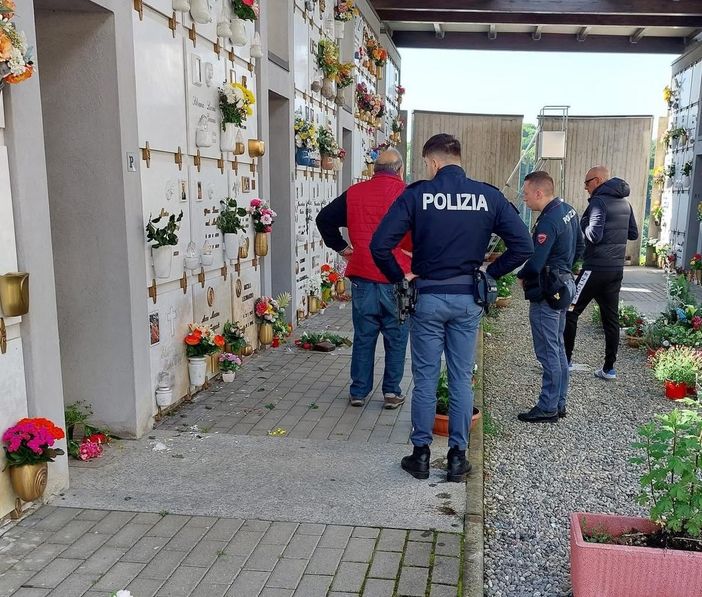 Vandalismi a Cireggio, Songa: "Indagare sulla matrice dell'episodio" Vandalismi a Cireggio, Songa: "Indagare sulla matrice dell'episodio"