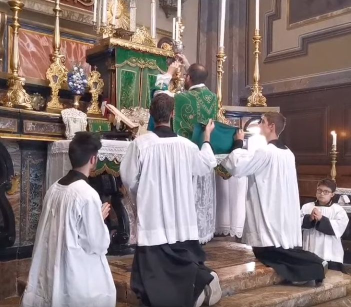 Saranno celebrate ancora le messe in latino a Vocogno, Pallanza e Romagnano Saranno celebrate ancora le messe in latino a Vocogno, Pallanza e Romagnano