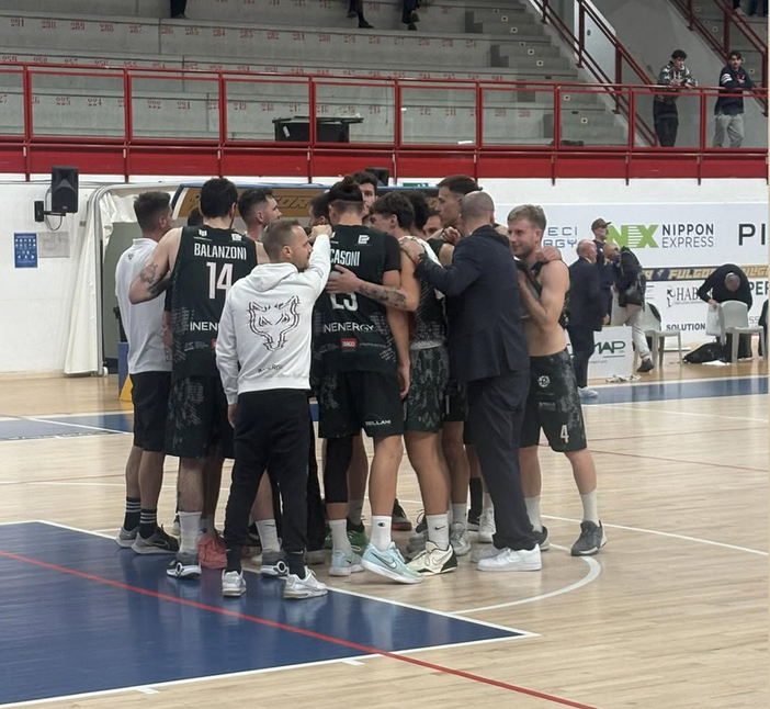 La Paffoni fa tris e vola in vetta: vittoria sofferta ma pesantissima a Fidenza