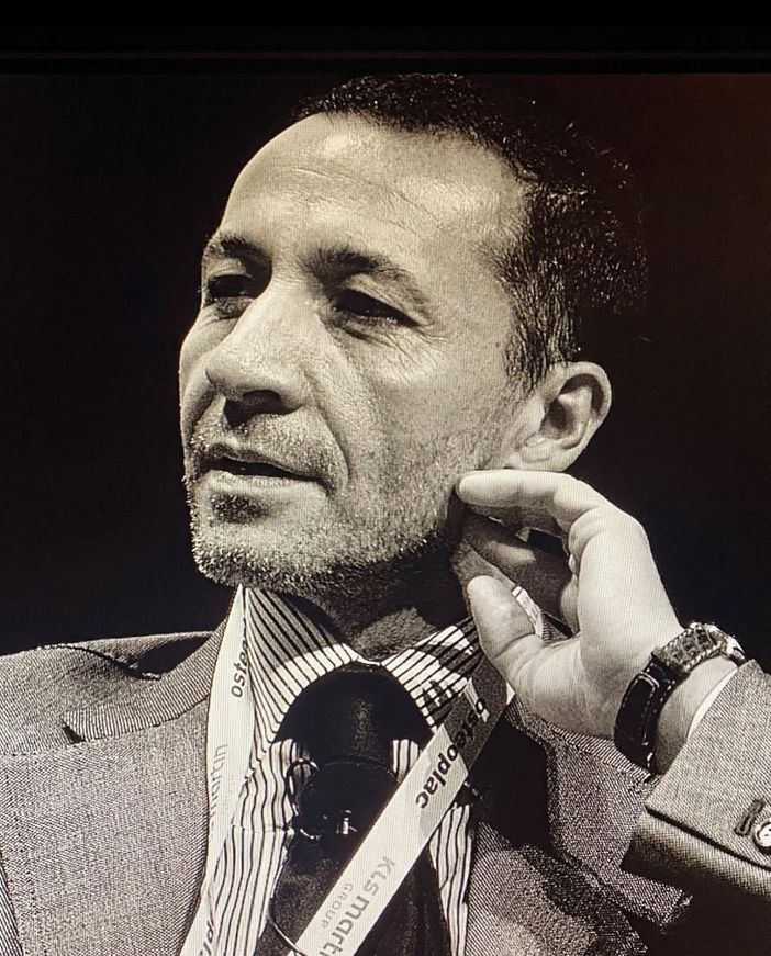 Verso una sanità umanizzata: il modello del professor Massimo Robiony Verso una sanità umanizzata: il modello del professor Massimo Robiony