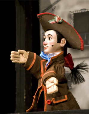 La rassegna "Domeniche a teatro" prosegue con uno spettacolo di marionette