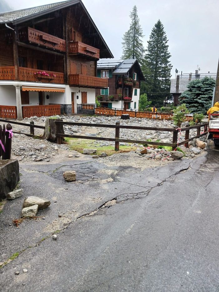 Maltempo a Macugnaga, Federalberghi: &quot;Serve un sostegno alle imprese e alle famiglie colpite&quot;