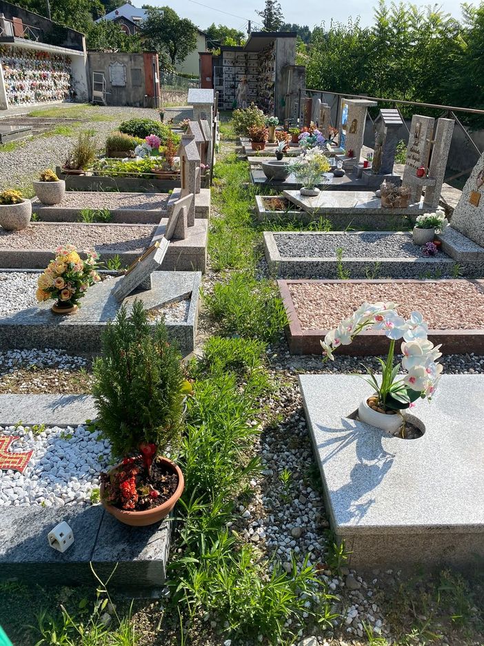 Cimiteri di Verbania e Biganzolo, gli Indipendenti: "Serve più decoro, la memoria dei cittadini va rispettata"