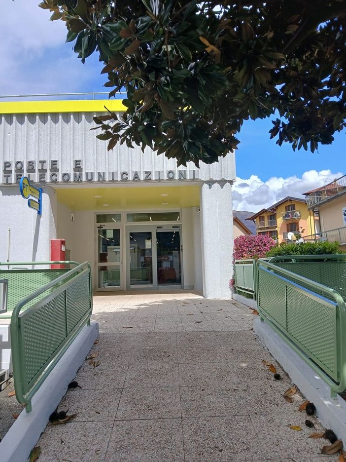 Nuovo volto per l’Ufficio Postale di Gravellona Toce: inaugurata la sede rinnovata