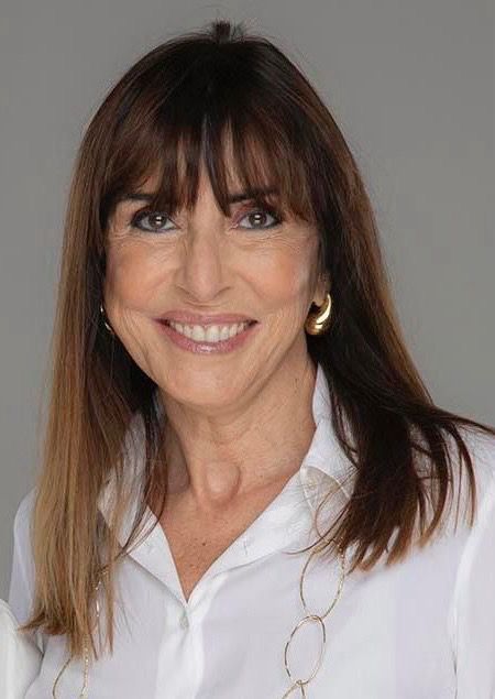 Avvocato cassazionista, con oltre 20 anni di esperienza in diritto dell'impresa Avvocato cassazionista, con oltre 20 anni di esperienza in diritto dell'impresa