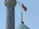 Iran, bandiera rossa annuncia vendetta dopo attacchi Israele