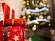 Confesercenti: a Natale si spende meno per i regali, si salva l'alimentare