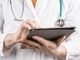 In Piemonte l'esodo verso il privato: “Persi 331 medici, più della metà sono donne”