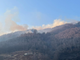 Valle Strona, ancora molto esteso l'incendio a Sambughetto
