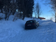 Auto sulle piste da sci del Mottarone: incredulità e stupore tra i presenti