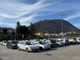 “Congestionato il parcheggio del Penny di Intra'' “Congestionato il parcheggio del Penny di Intra''
