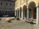 Verbania Futura critica le nuove panchine di piazza Pedroni FOTO