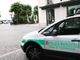 Bimbo di pochi mesi rischia di soffocare, salvato da un agente della Polizia Locale