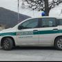 Trenta passaggi col rosso e 46 revisioni scadute rilevate nel 2025 dalla polizia locale di Mergozzo