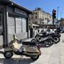 “Ma le moto possono parcheggiare o no?” “Ma le moto possono parcheggiare o no?”