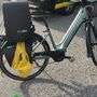 Auto e bicicletta si scontrano in via Renco: due persone in ospedale Auto e bicicletta si scontrano in via Renco: due persone in ospedale