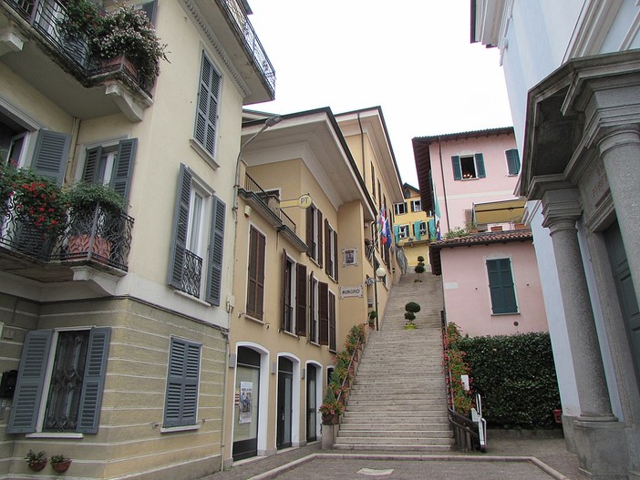 Belgirate, videosorveglianza lungo la strada statale del lago Belgirate, videosorveglianza lungo la strada statale del lago
