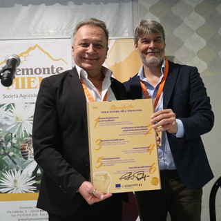 Mezzo secolo di dolcezza: Piemonte Miele festeggia 50 anni di storia [VIDEO E FOTO]