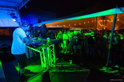 Dudestock 2025, dodici ore di musica e libertà espressiva: torna a Gravellona Toce la terza edizione del festival