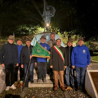 Cannobio ha ricordato gli Alpini caduti in tutte le guerre Cannobio ha ricordato gli Alpini caduti in tutte le guerre