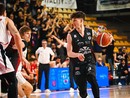 La Fabo Herons si prende gara 2: la Paffoni lotta ma cede 92-88, serie in parità