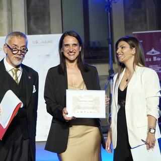 Premio della Critica a Maria Elisa Gualandris per il romanzo “Solo il buio”
