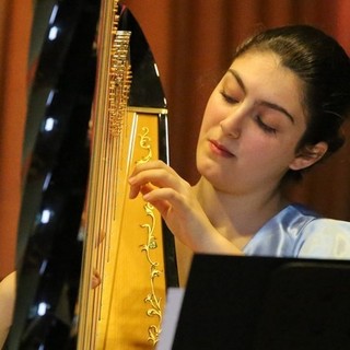 A Lesa il recital dell'arpista Morgana Rudan A Lesa il recital dell'arpista Morgana Rudan
