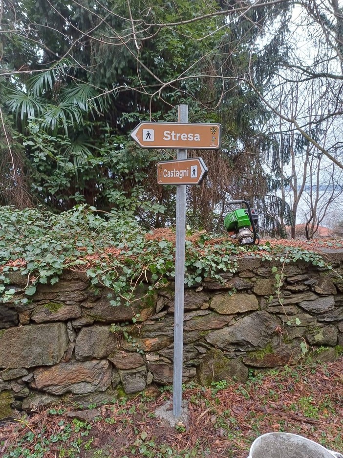 Nuova segnaletica per i percorsi pedonali