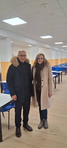 Vincenzo Calabria, dirigente scolastico dell’istituto comprensivo “Fogazzaro-Rebora” e Marcella Severino