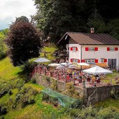 Una giornata all'Alpe Colle tra libri, montagna e ambiente Una giornata all'Alpe Colle tra libri, montagna e ambiente