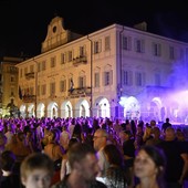Notte Bianca, Albertella: "Chi dice che Verbania è morta oggi mente" Notte Bianca, Albertella: "Chi dice che Verbania è morta oggi mente"