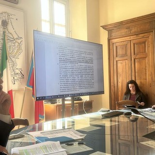 Ospedale unico, ecco le differenze tra i siti presentate da Pizzi VIDEO