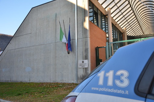 Omegna, furto in un appartamento sul lungolago: rubati preziosi per 13mila euro