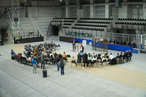 Nova 2026 fa tappa nel Vco: dal Palacipir forte richiesta di giustizia sociale e partecipazione